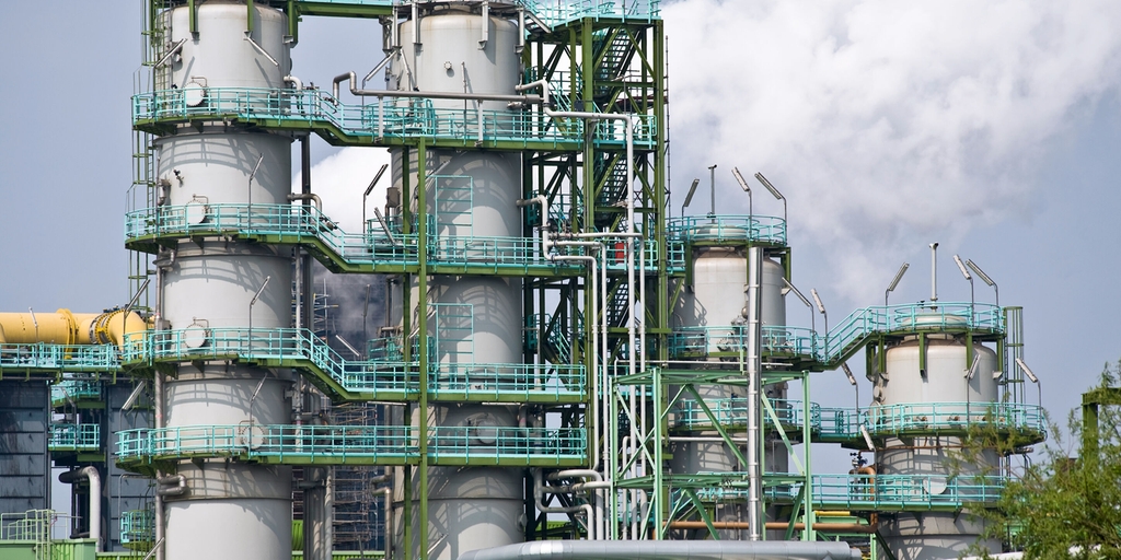 Gas pipes and tanks.